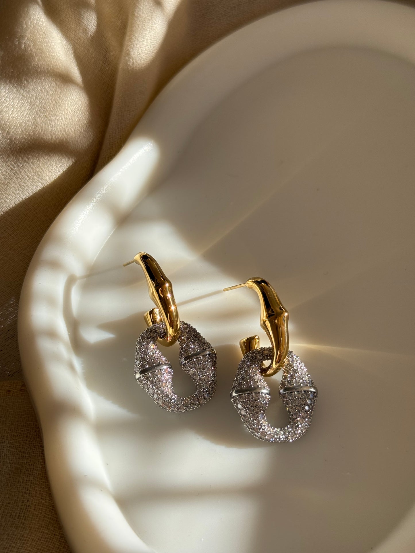 Σκουλαρίκια