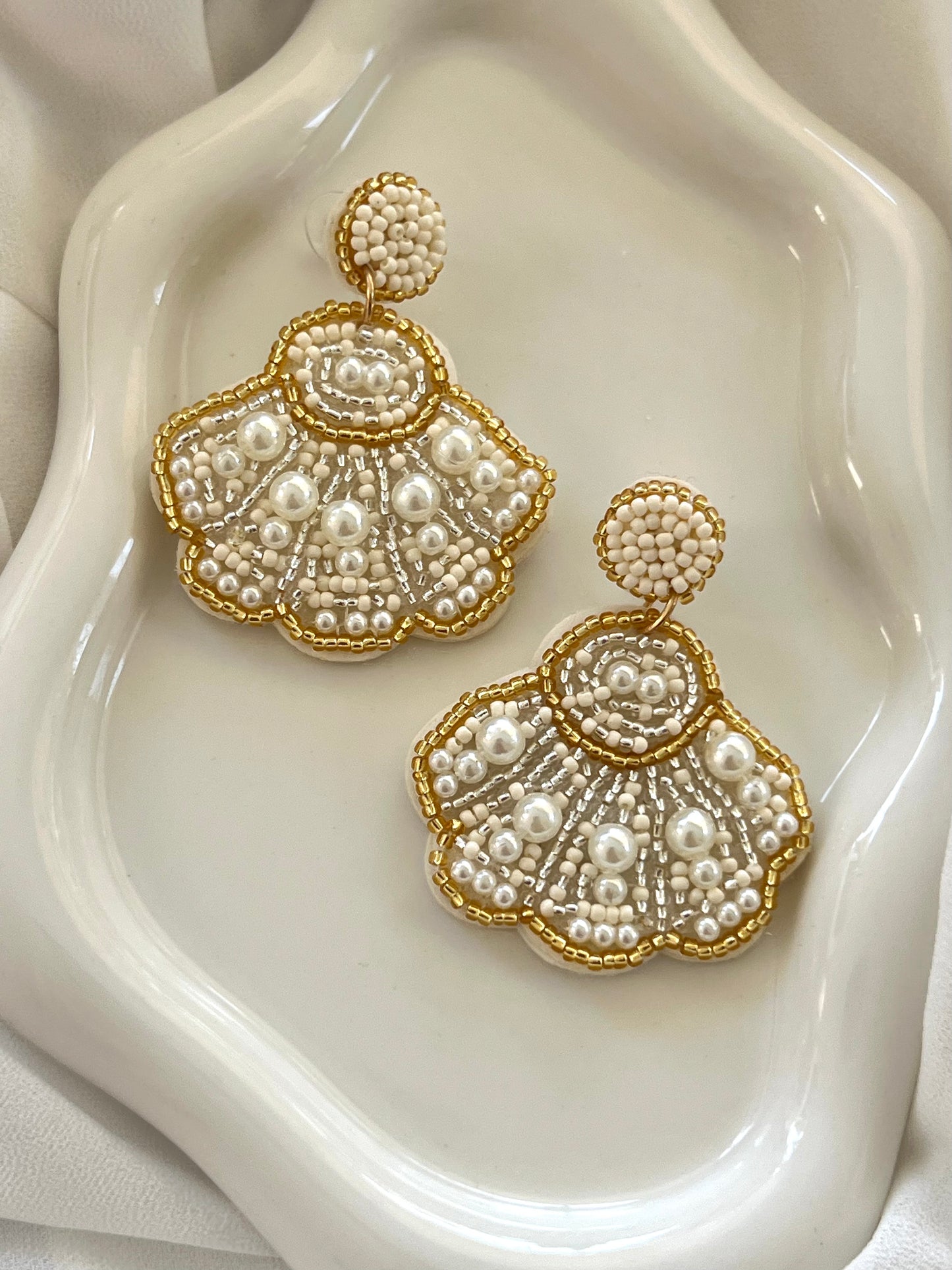 Σκουλαρίκια