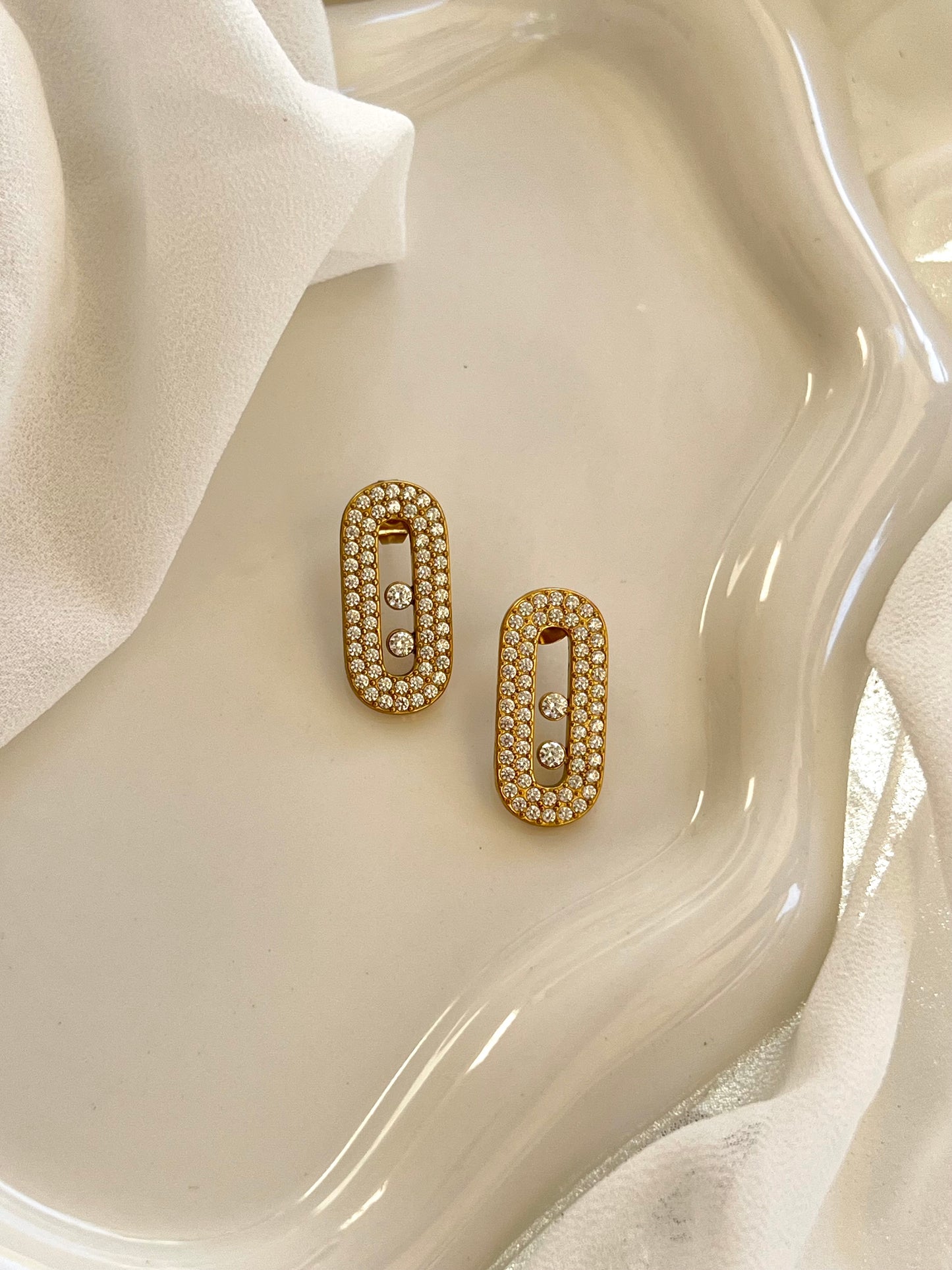 Σκουλαρίκια