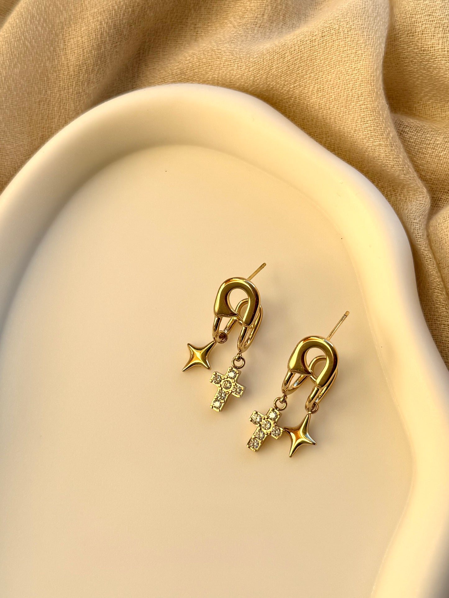 Σκουλαρίκια