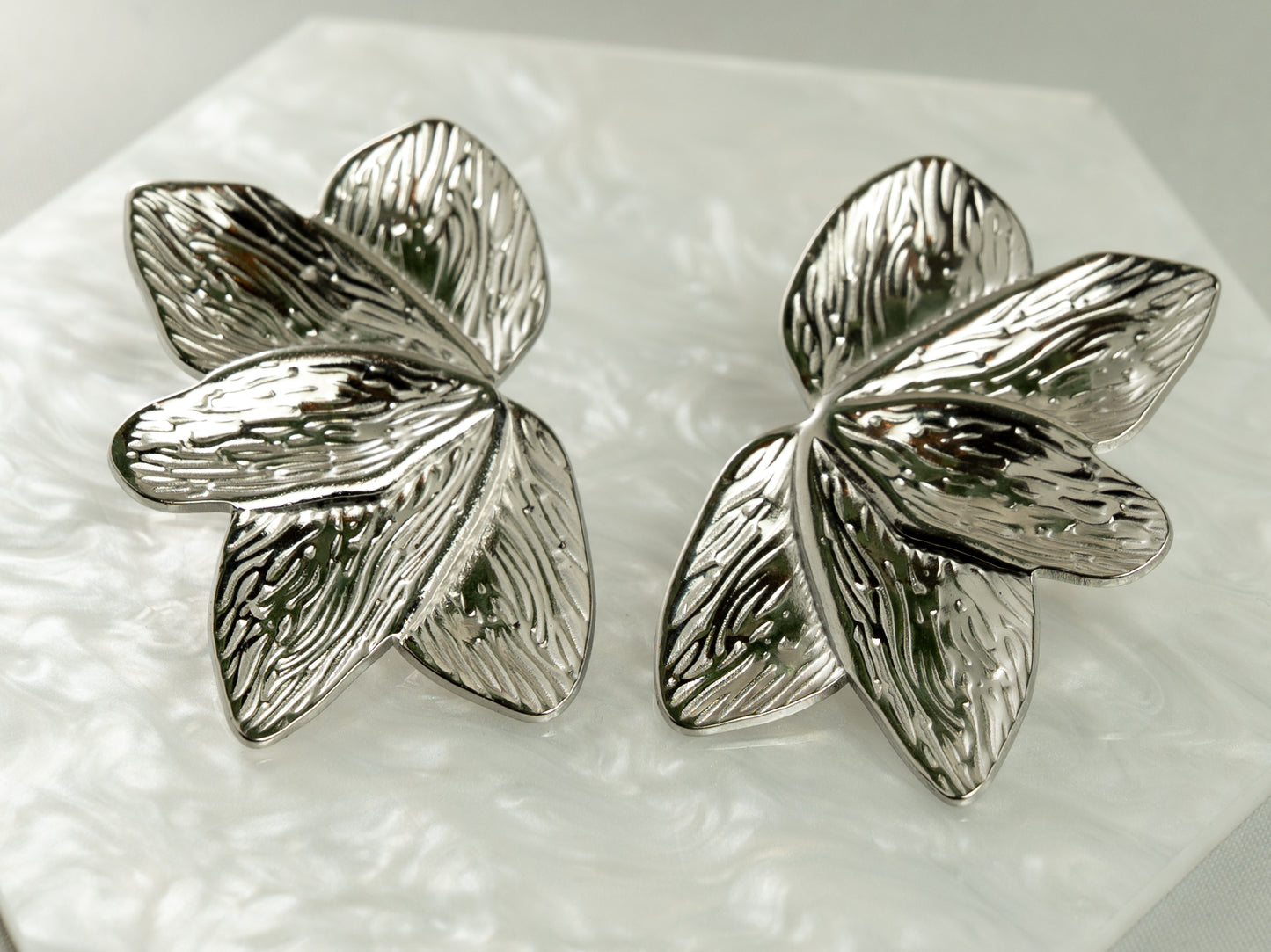 Σκουλαρίκια