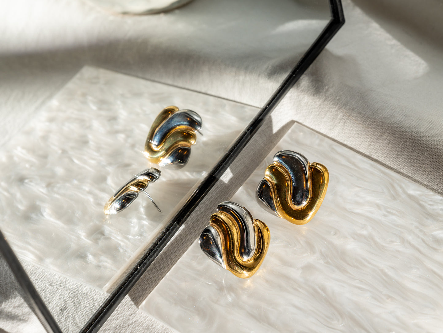 Σκουλαρίκια