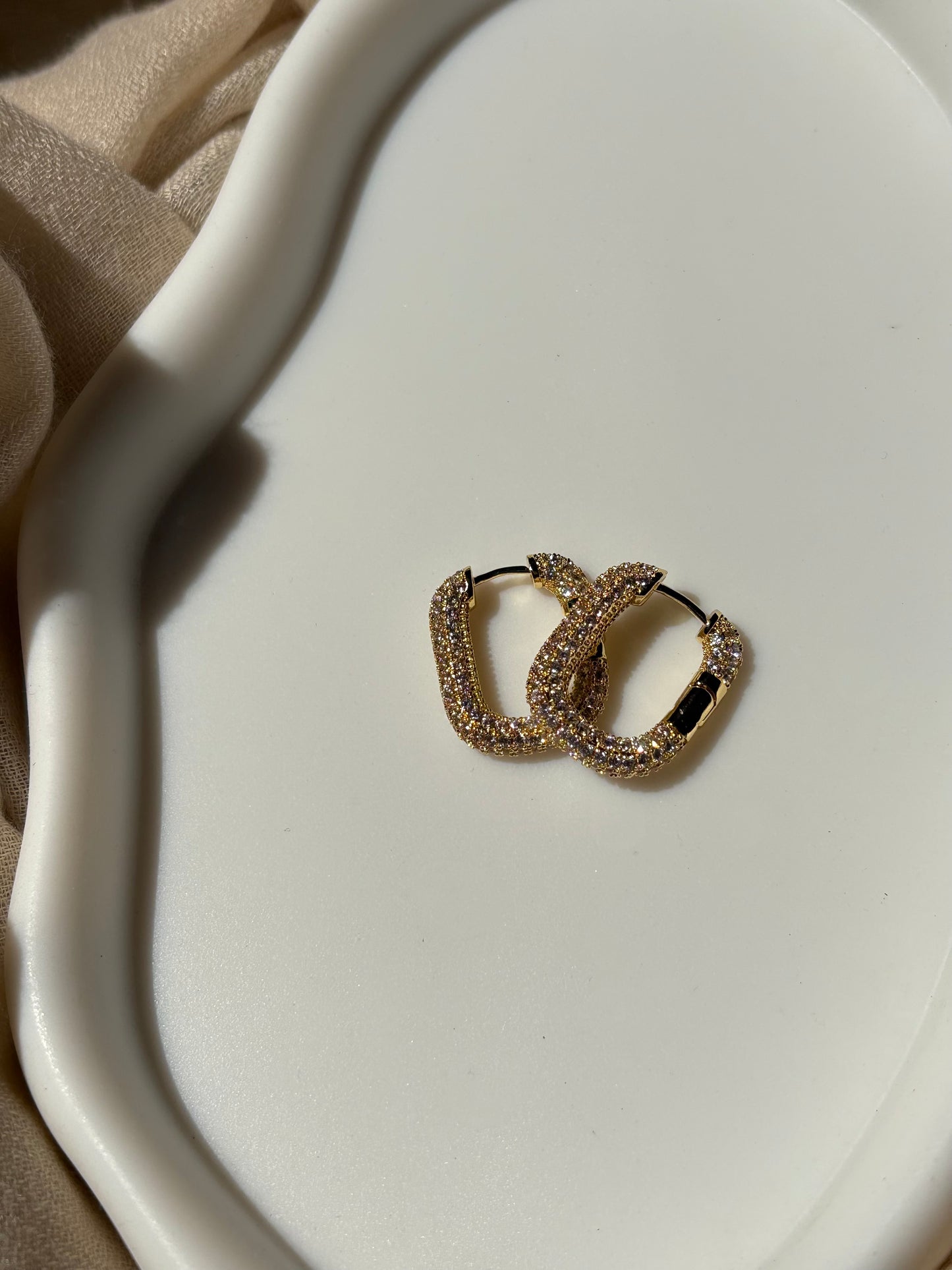 Σκουλαρίκια