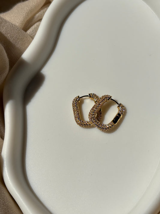 Σκουλαρίκια