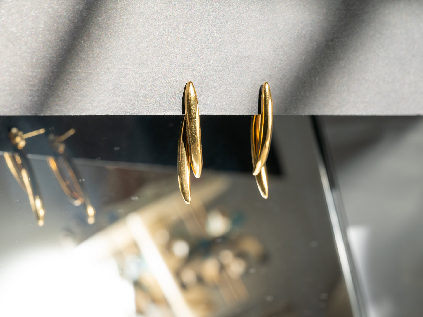 Σκουλαρίκια