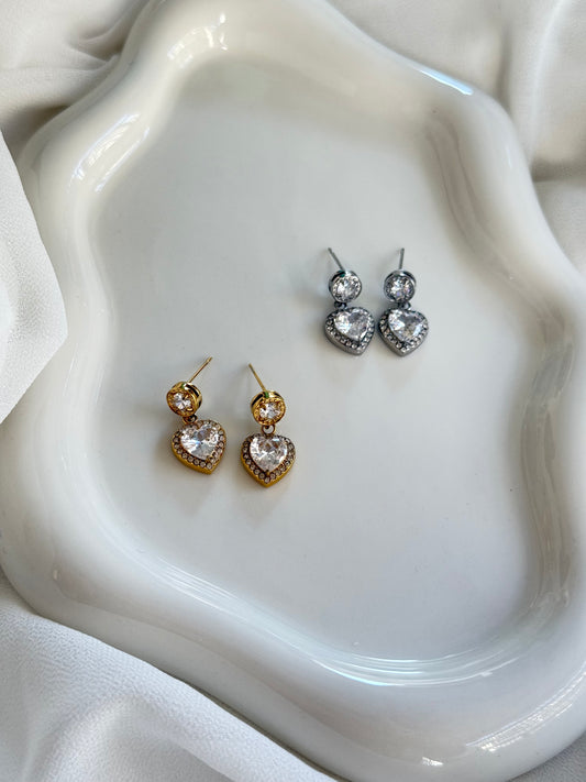 Σκουλαρίκια