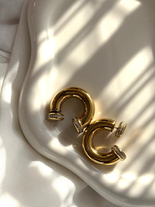 Σκουλαρίκια