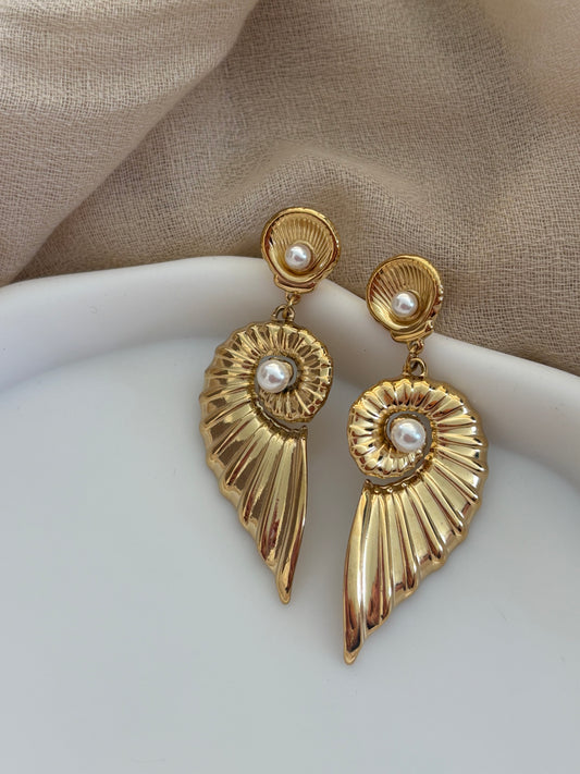 Σκουλαρίκια