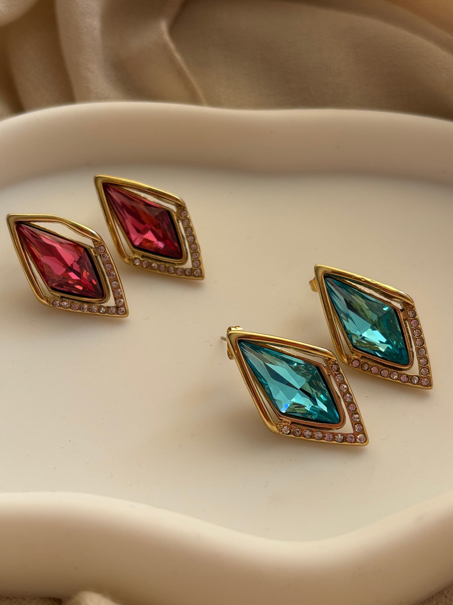 Σκουλαρίκια