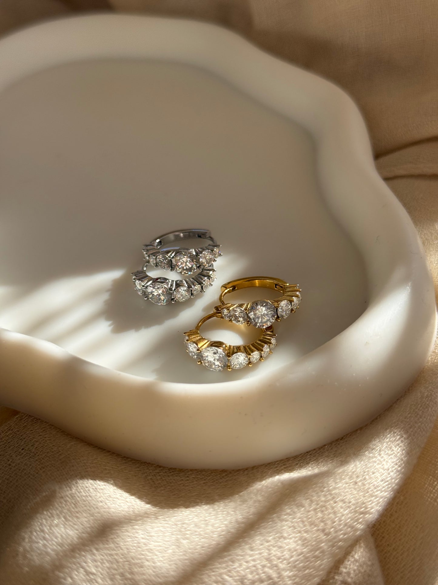 Σκουλαρίκια