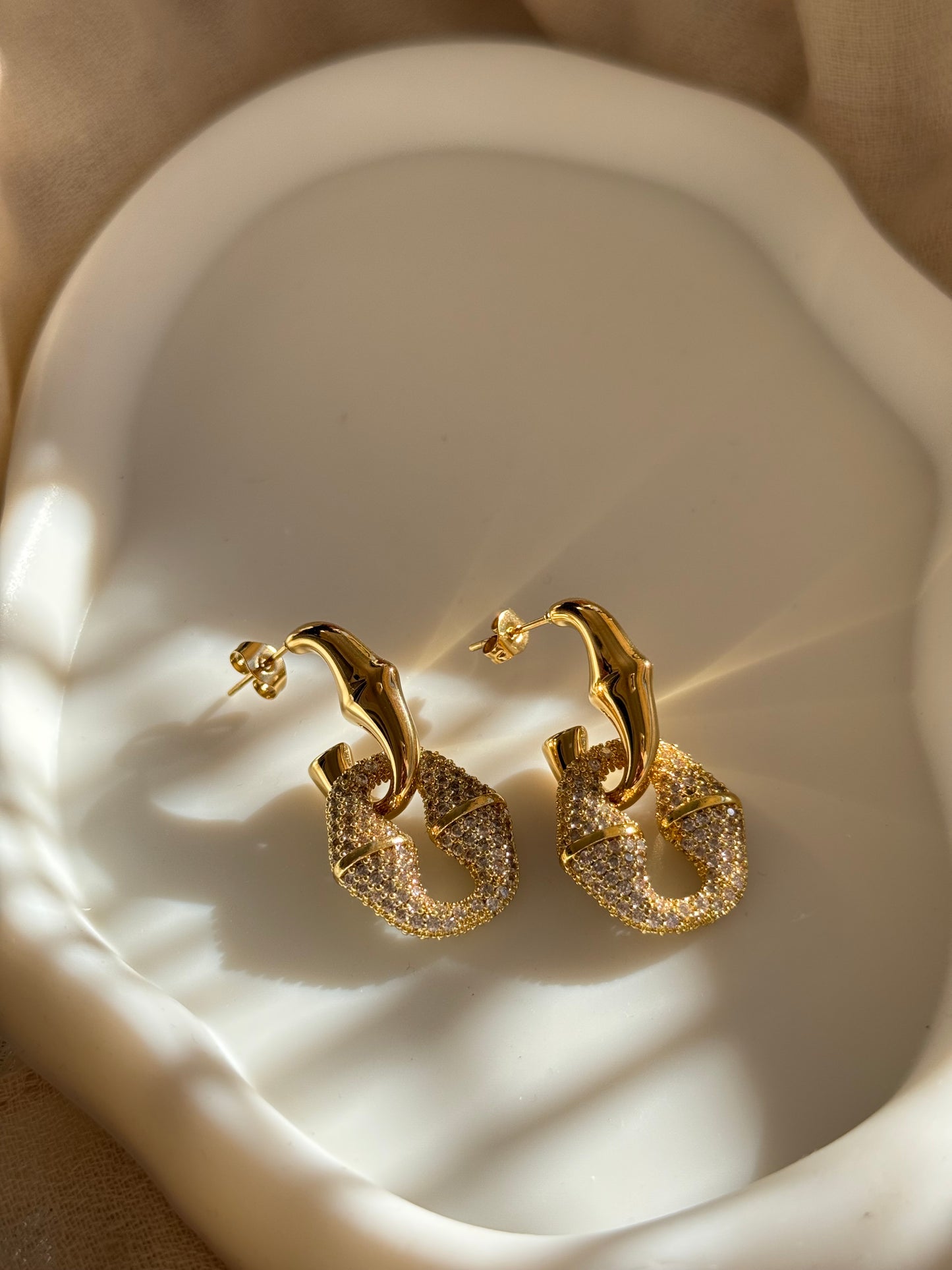 Σκουλαρίκια