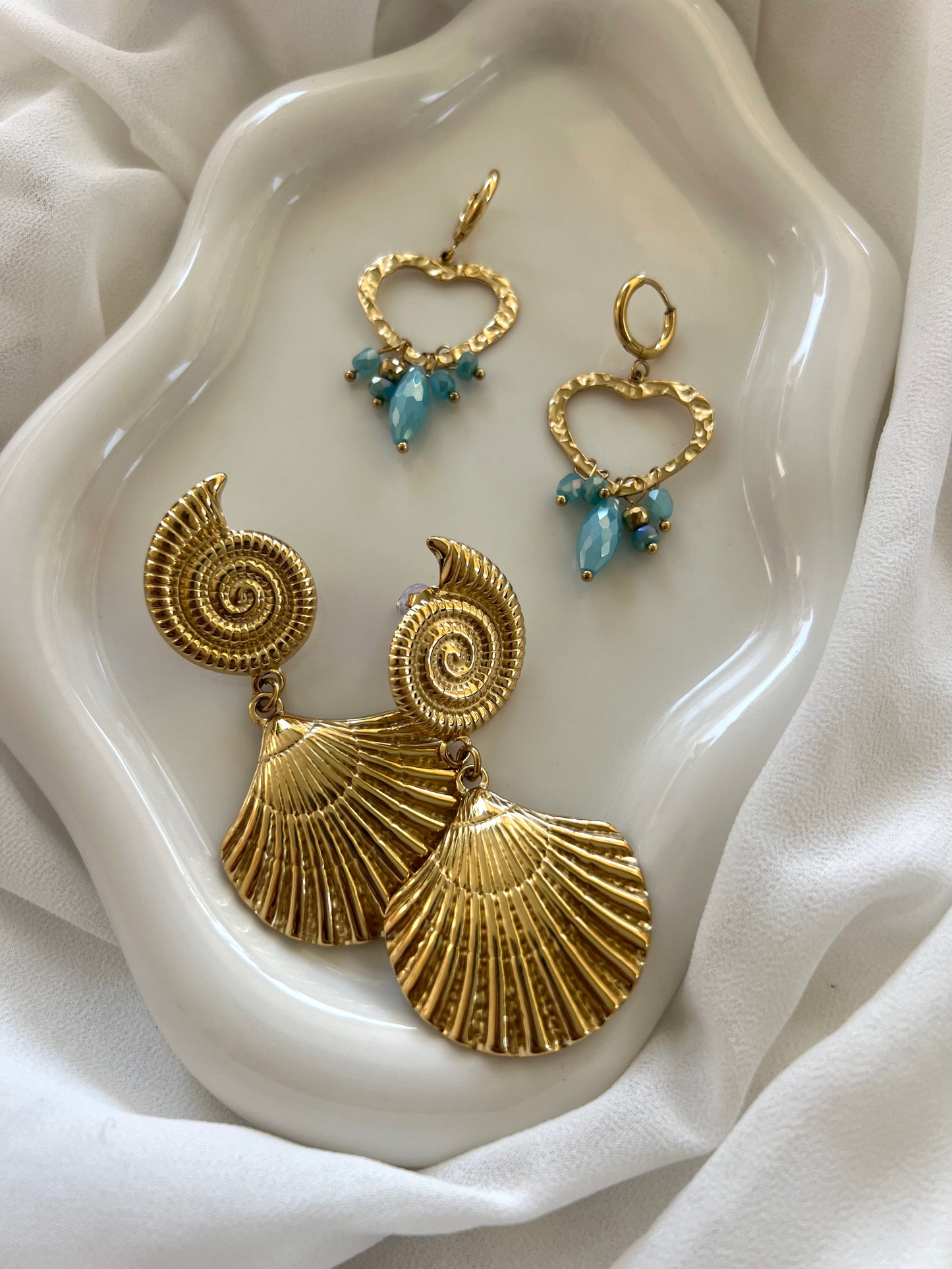 Σκουλαρίκια