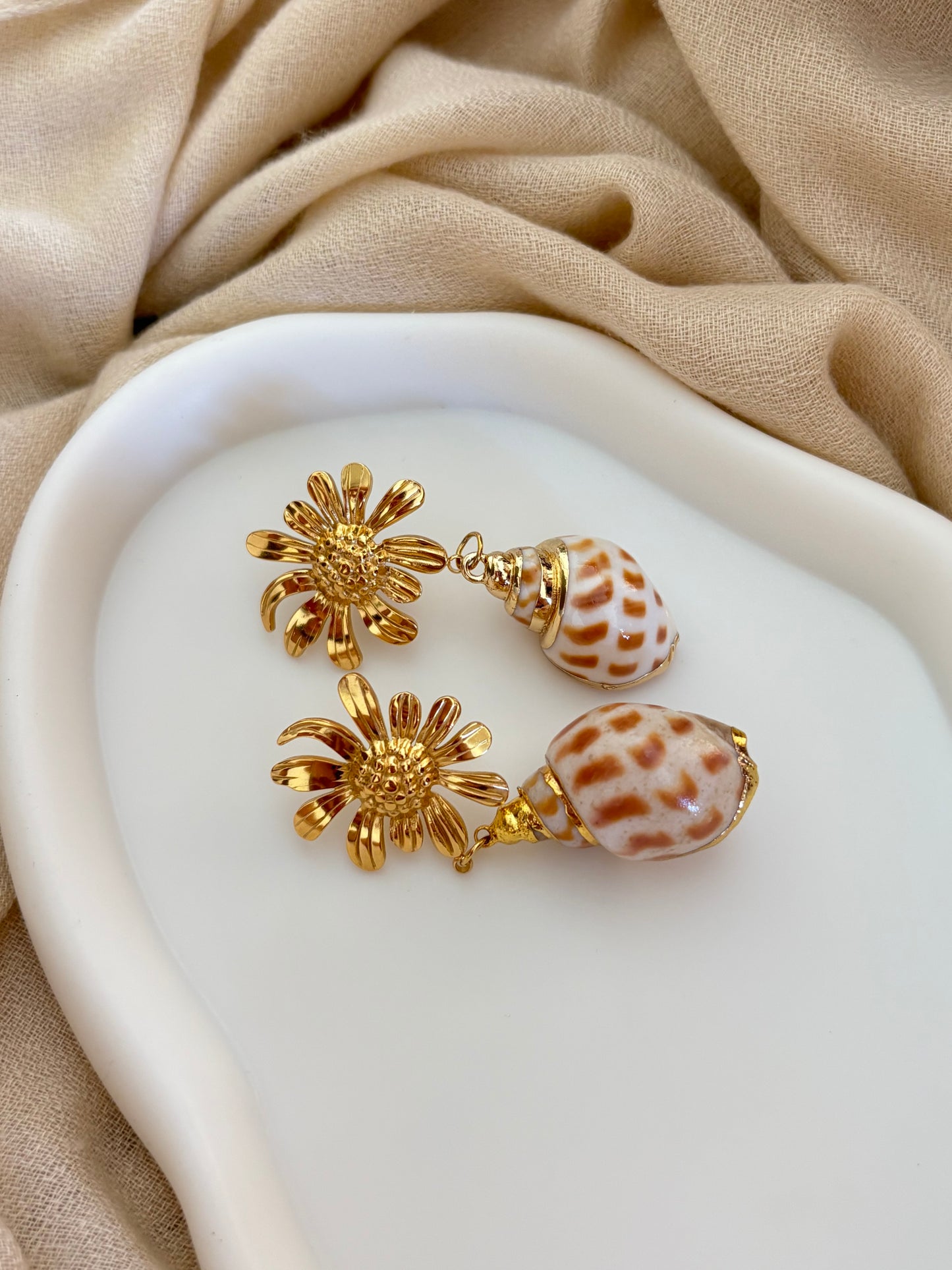 Σκουλαρίκια