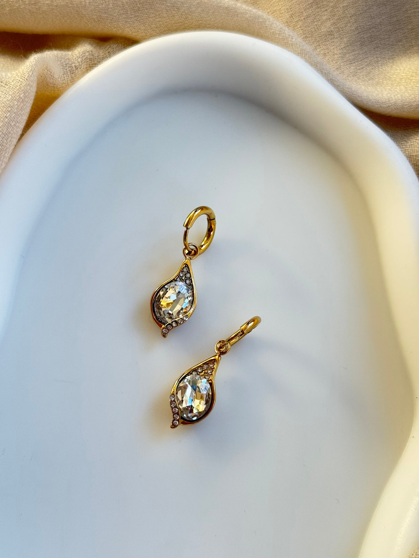 Σκουλαρίκια