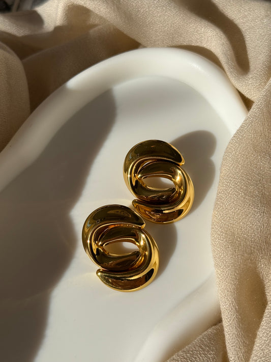 Σκουλαρίκια