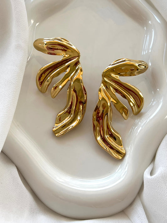 Σκουλαρίκια