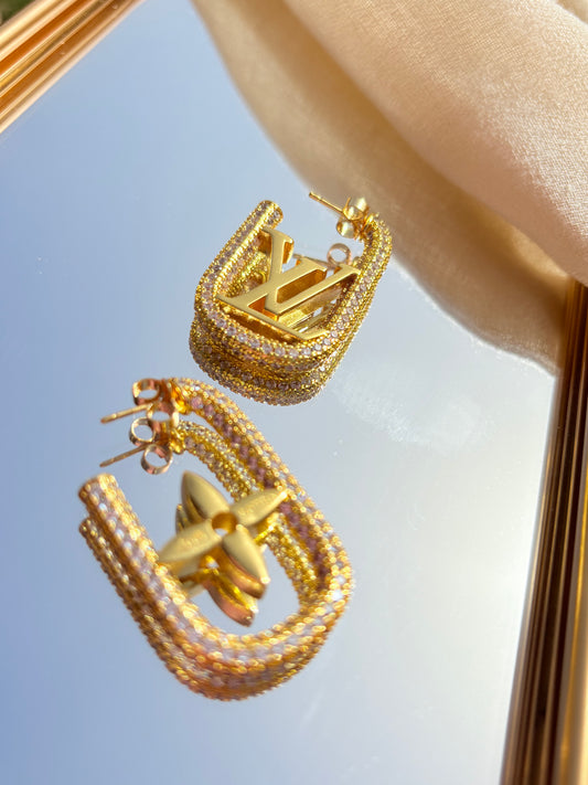 Σκουλαρίκια