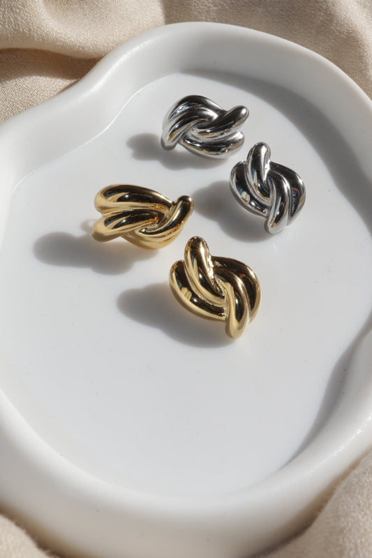 Σκουλαρίκια