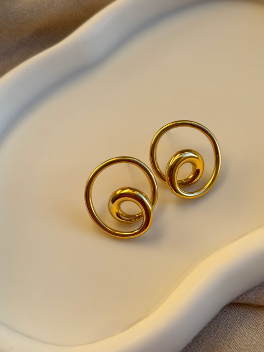 Σκουλαρίκια