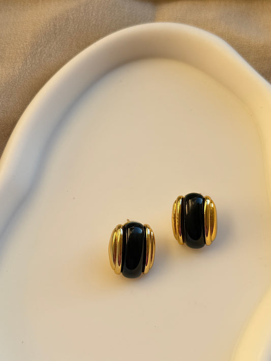 Σκουλαρίκια