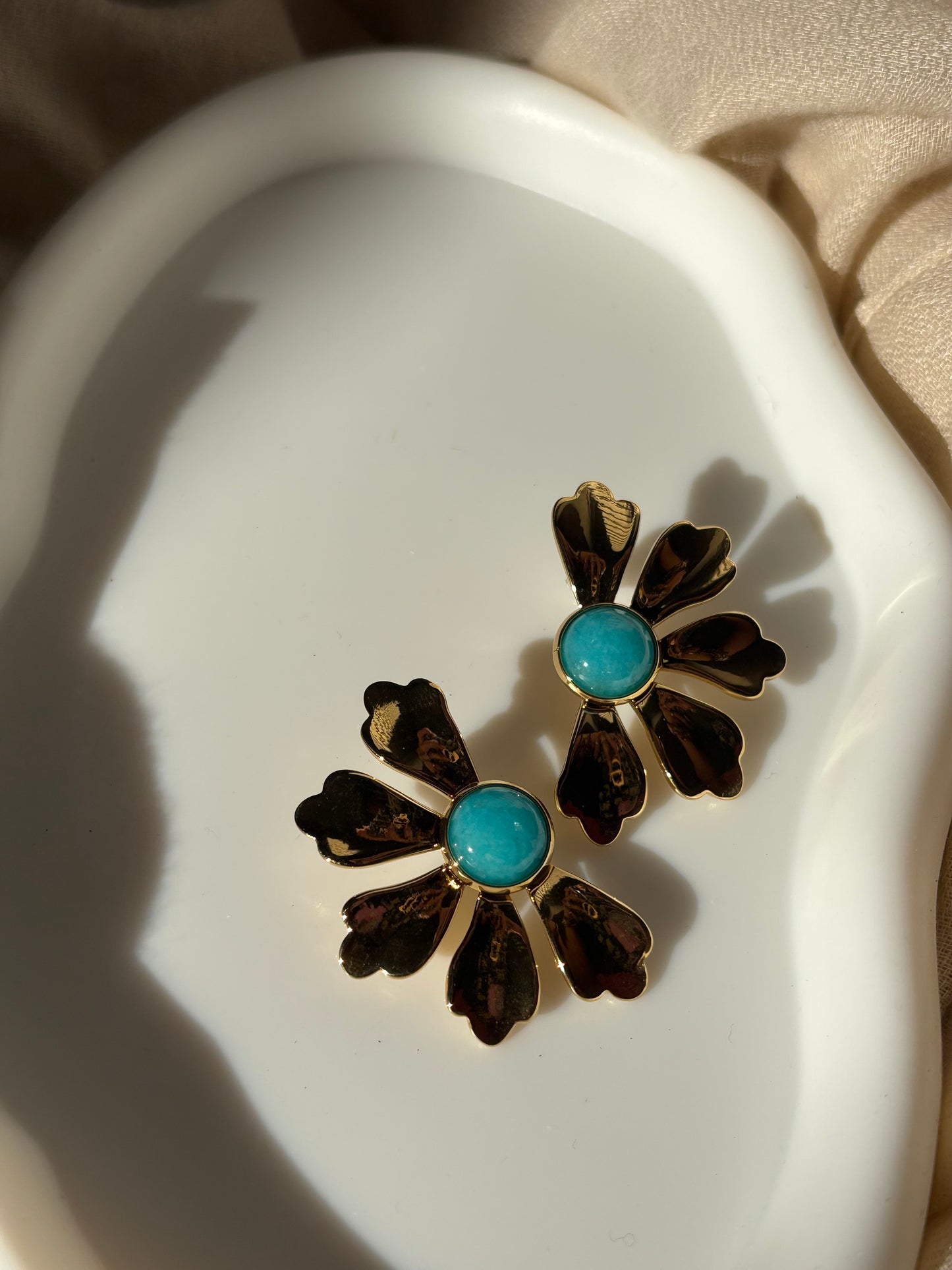 Σκουλαρίκια