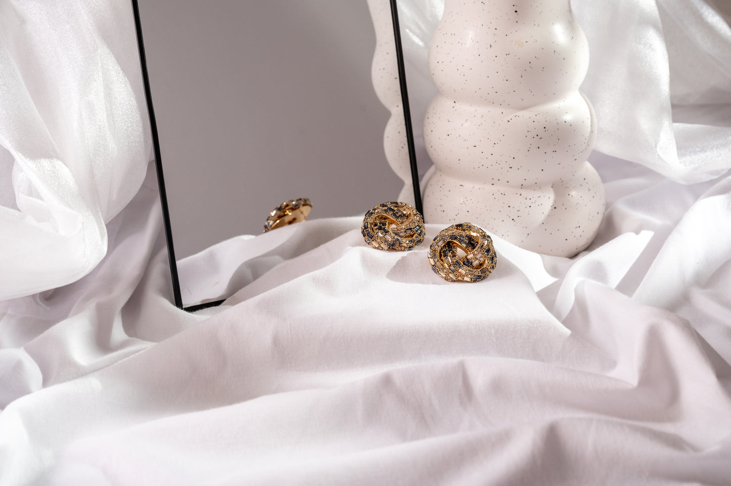 Σκουλαρίκια