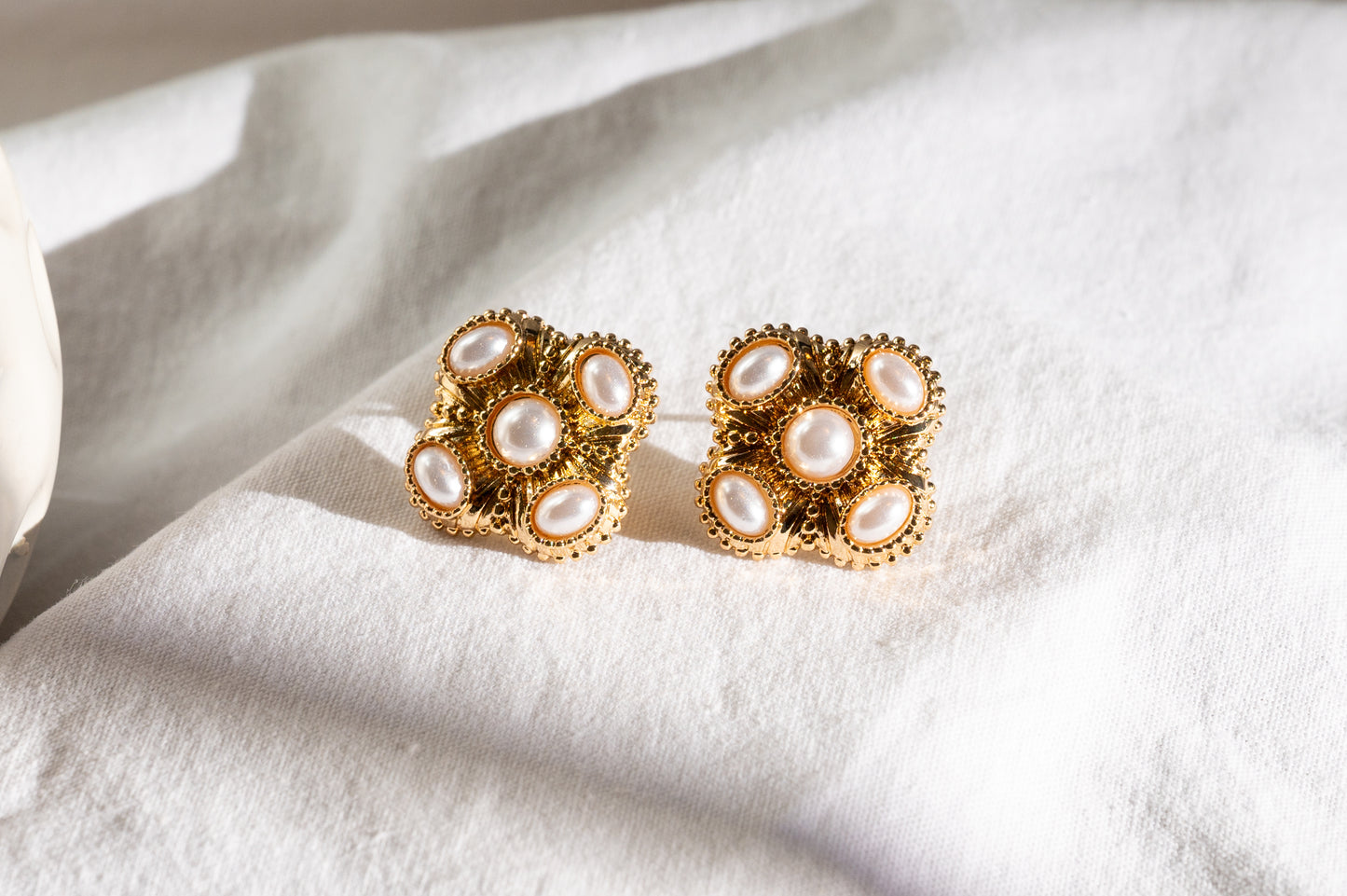 Σκουλαρίκια