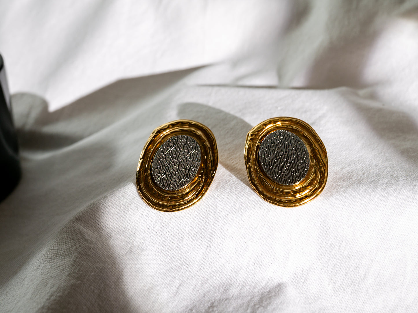 Σκουλαρίκια