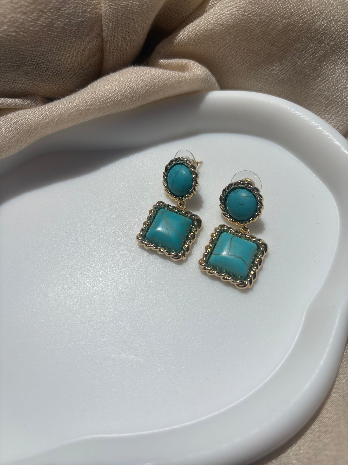 Σκουλαρίκια